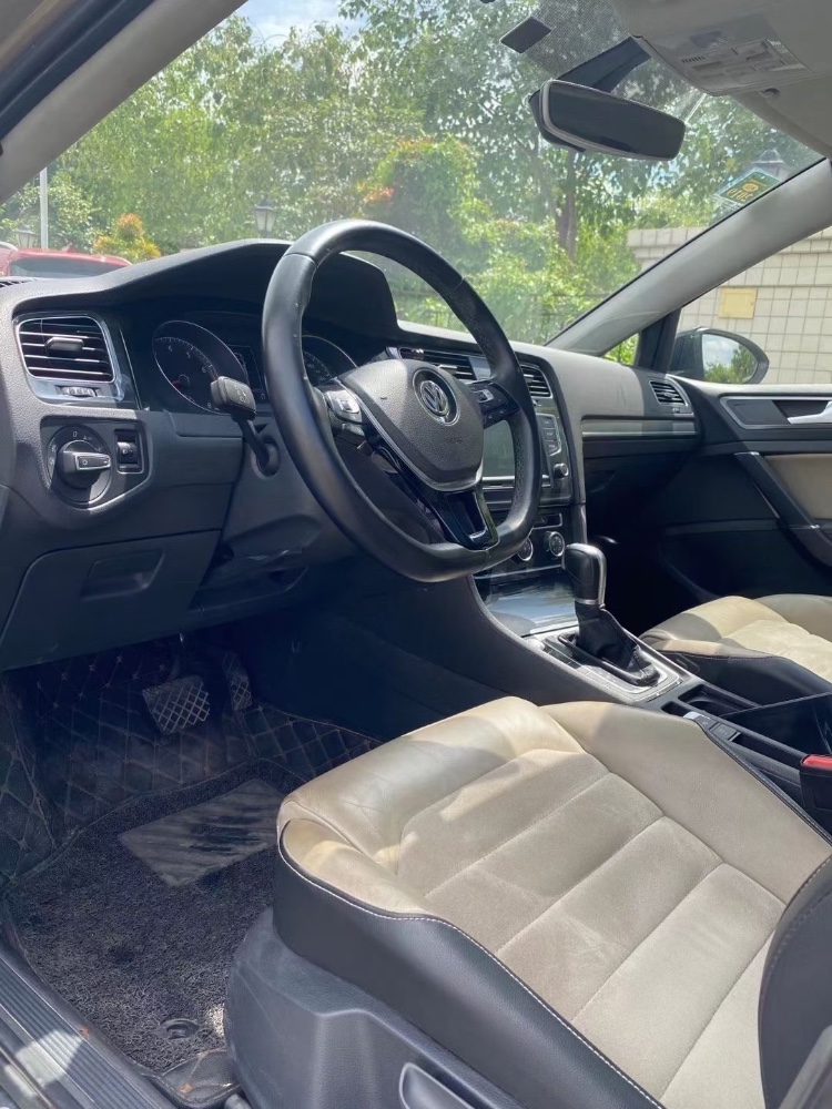 中山17年大众高尔夫3