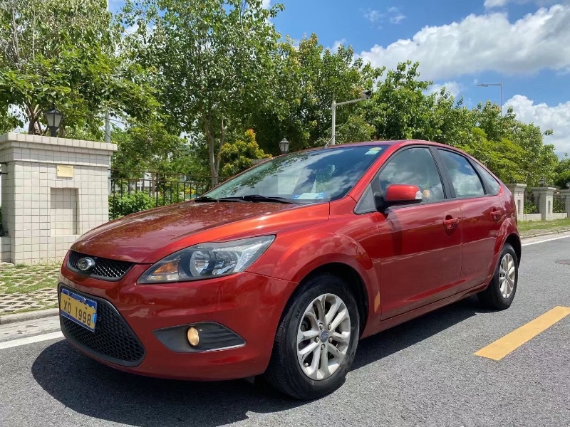 中山16年福特福克斯2