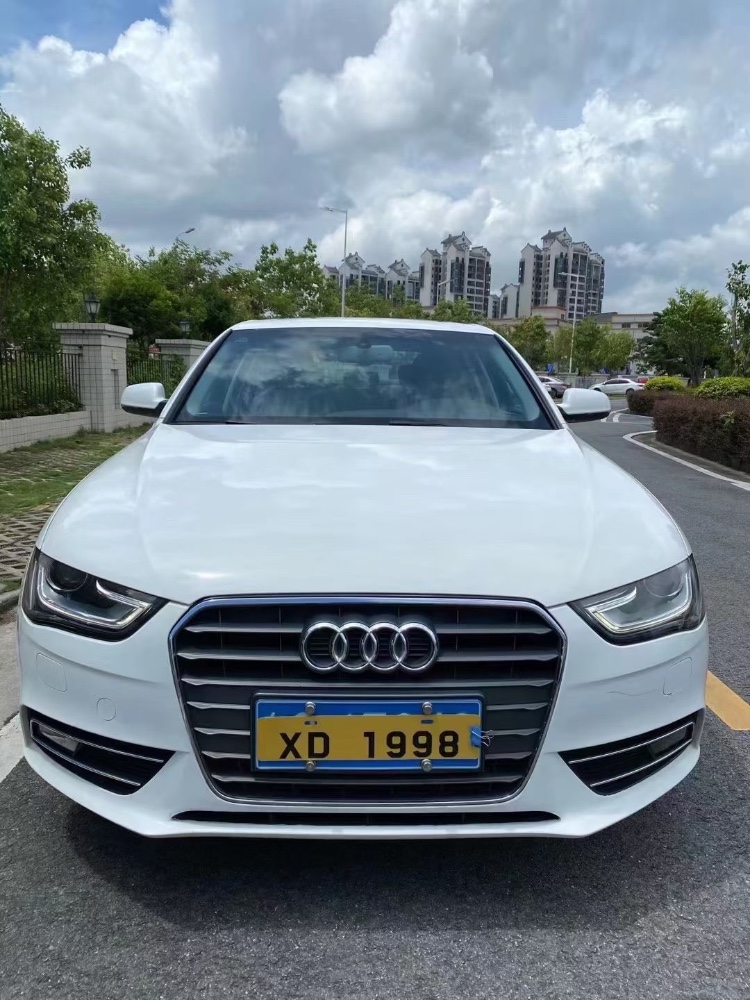 中山16年奥迪A4L1