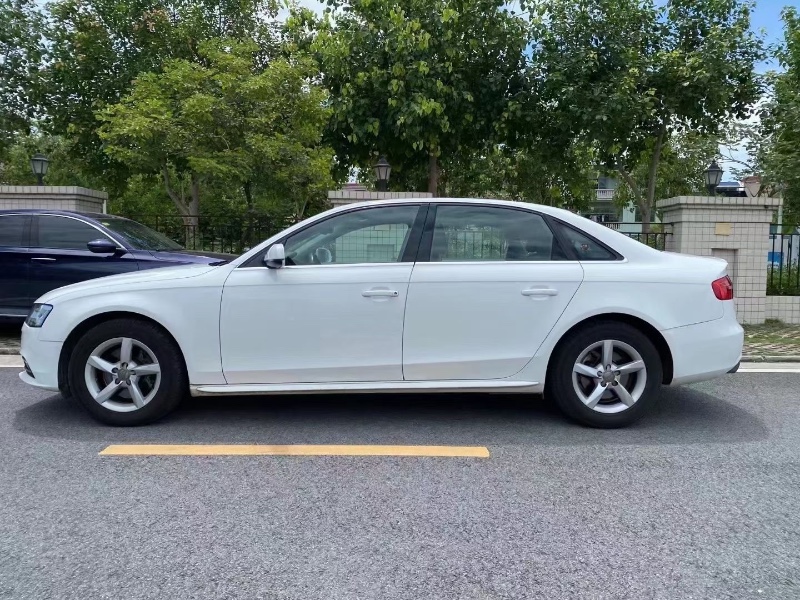 中山16年奥迪A4L3