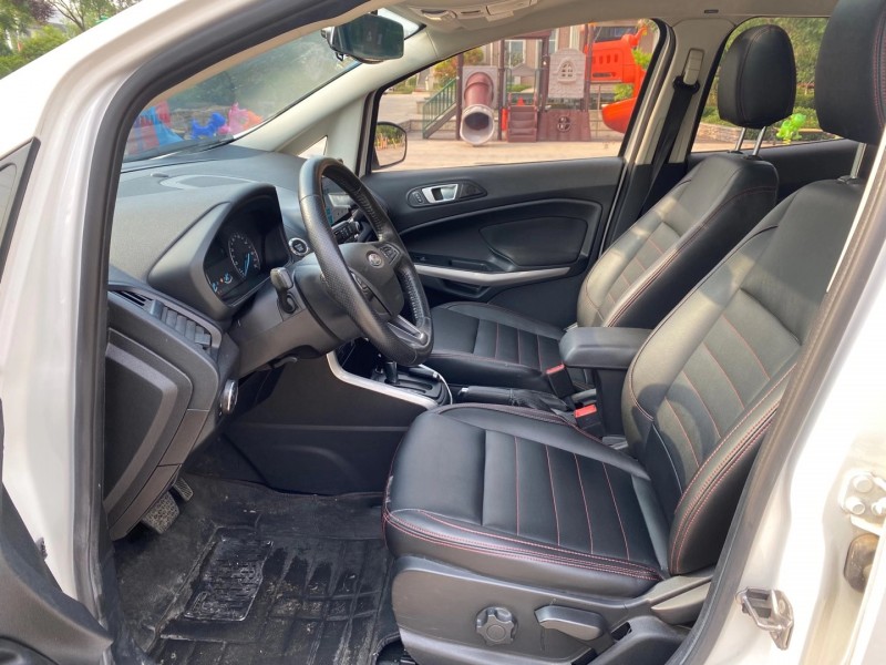 青岛17年福特翼搏4