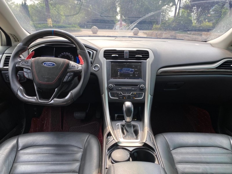 青岛16年福特蒙迪欧4