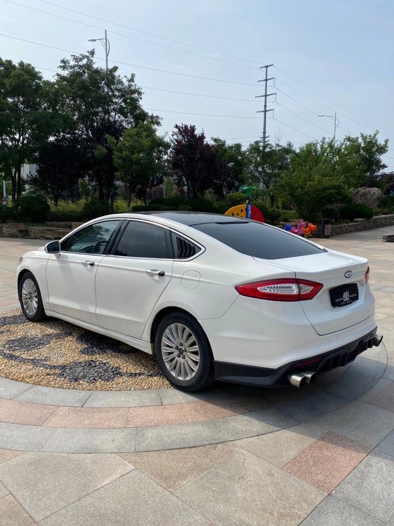 青岛16年福特蒙迪欧7