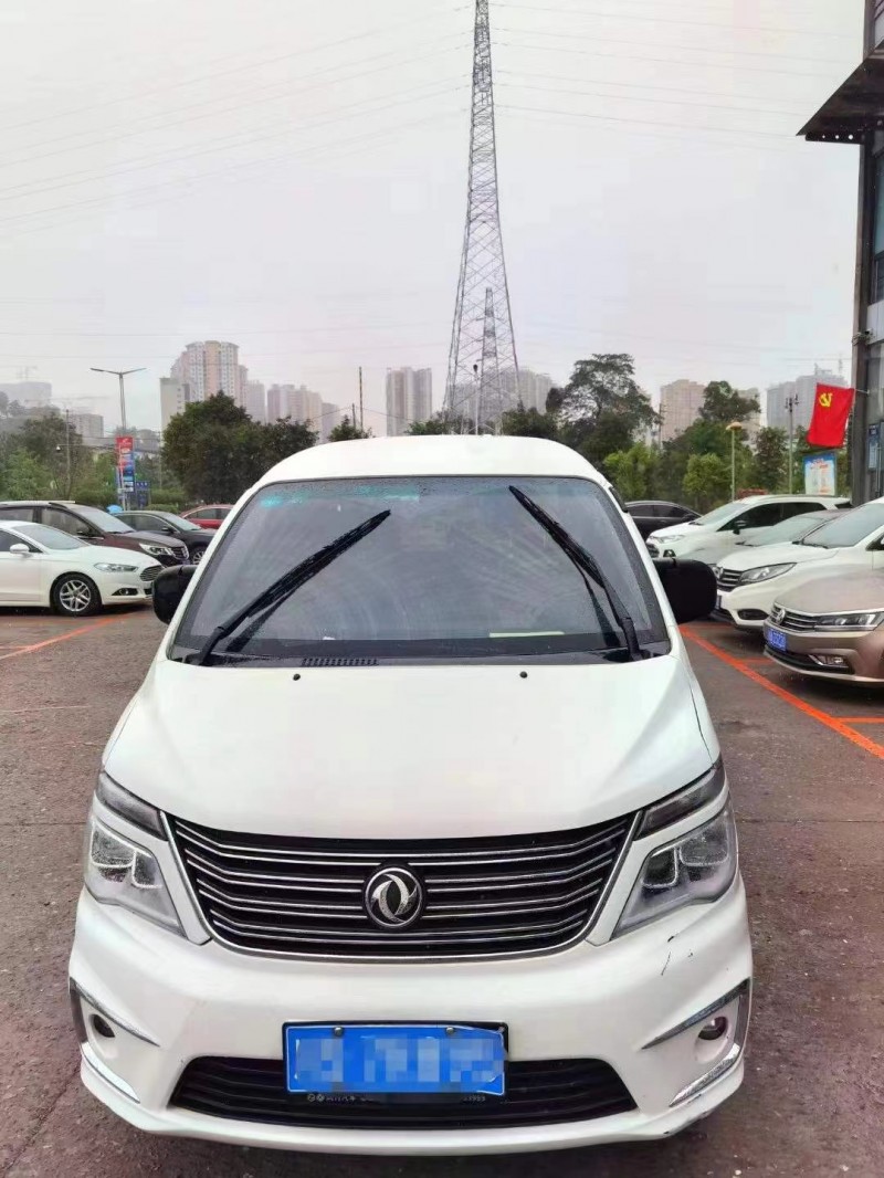 成都19年东风菱智M51