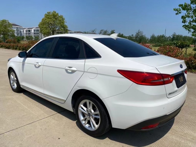 盐城19年福特福睿斯4