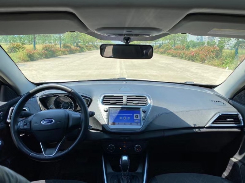 盐城19年福特福睿斯8