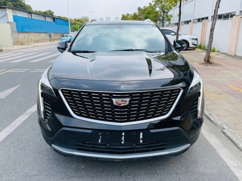 东莞20年凯迪拉克XT46