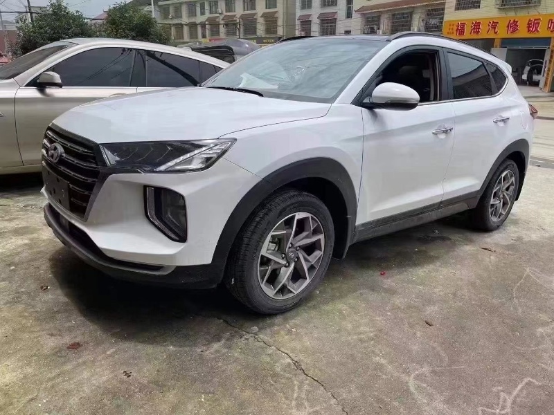 邵阳21年现代途胜2