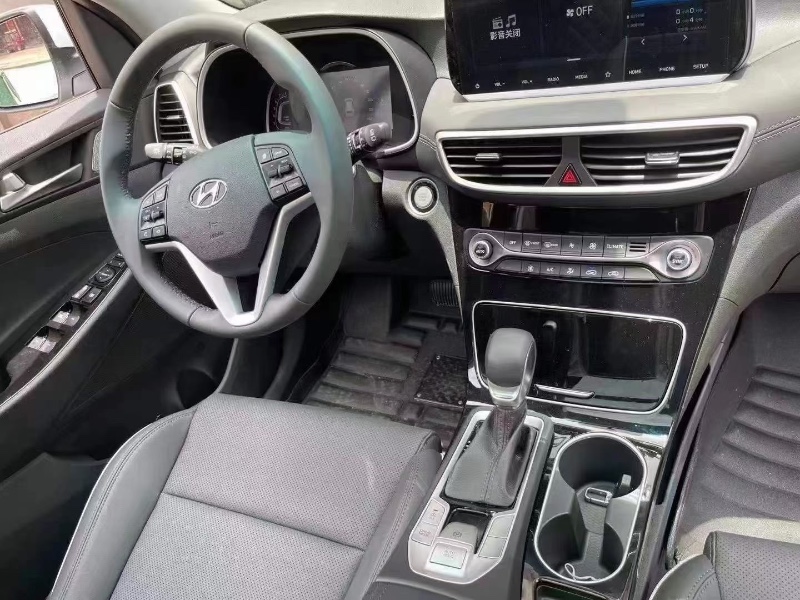 邵阳21年现代途胜6