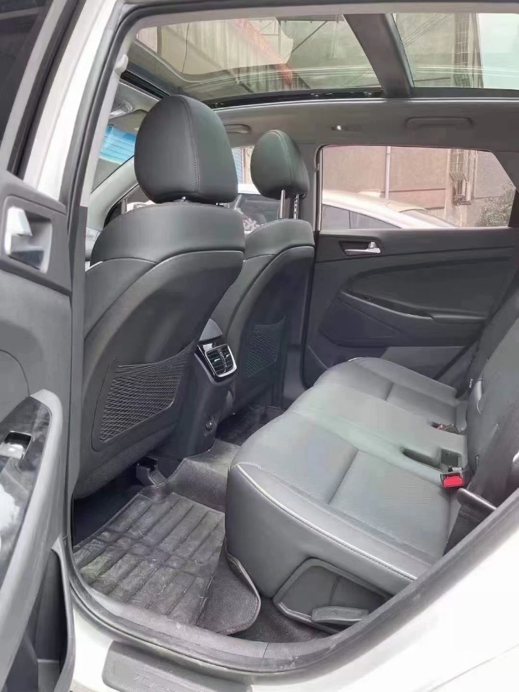 邵阳21年现代途胜5