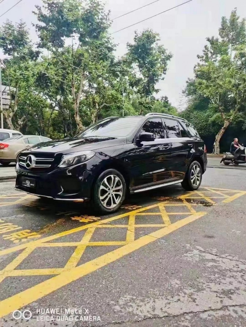 武汉16年奔驰GLE2