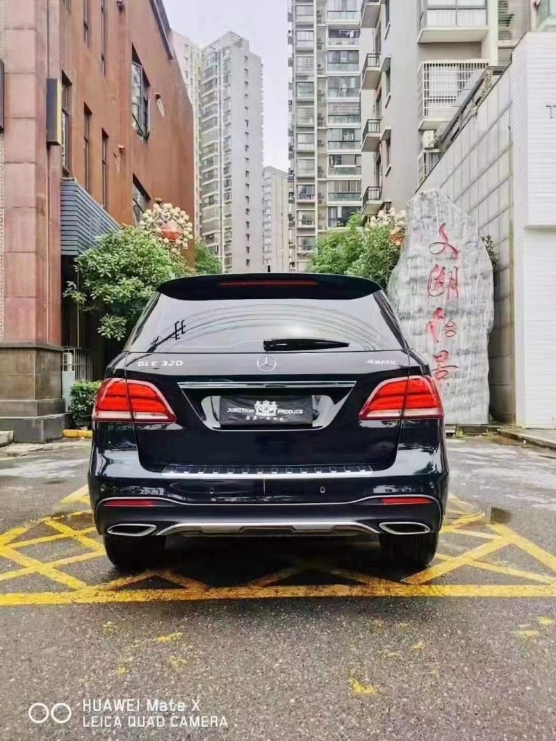 武汉16年奔驰GLE9