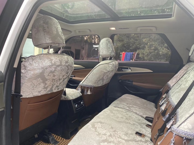 成都17年长安汽车CS954