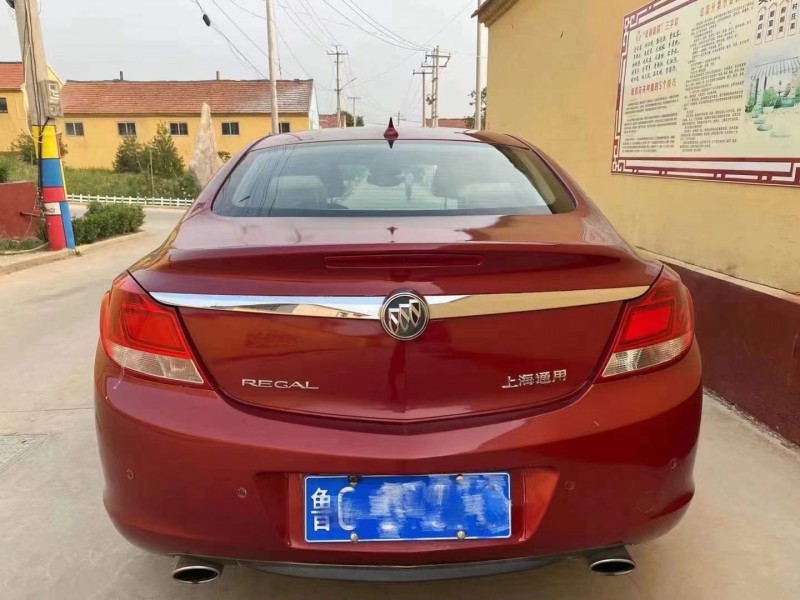 潍坊12年别克君威9