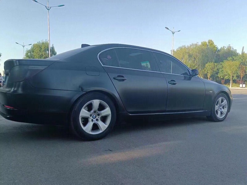 保定08年宝马5系5