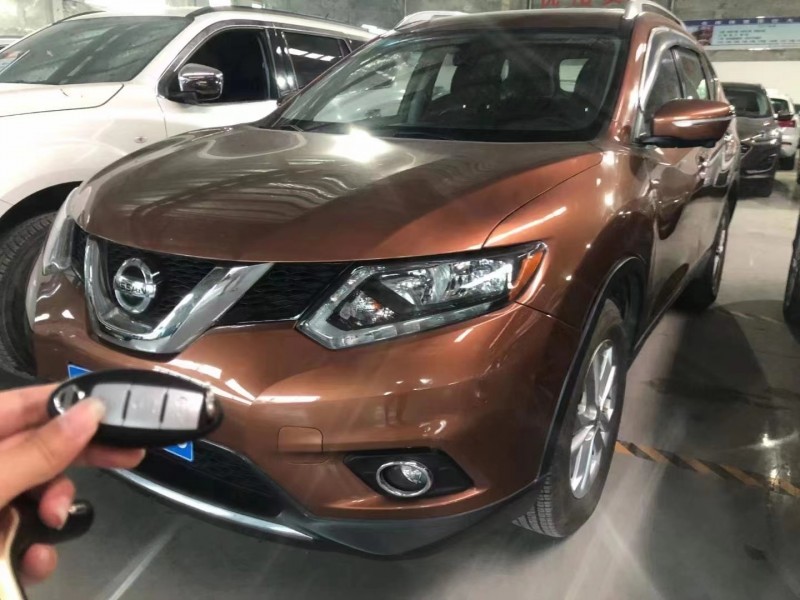 宜昌15年日產奇駿2