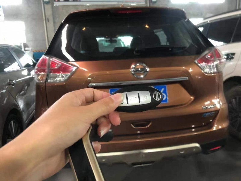宜昌15年日產奇駿6