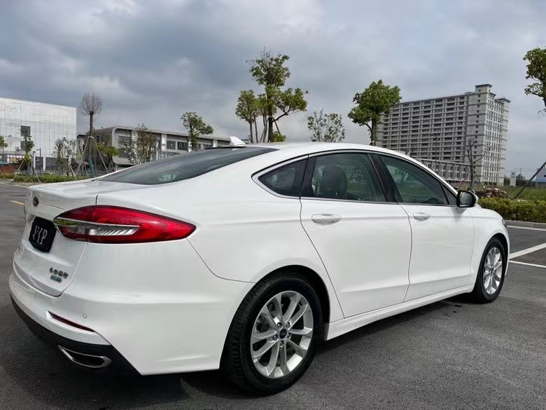 盐城19年福特蒙迪欧9