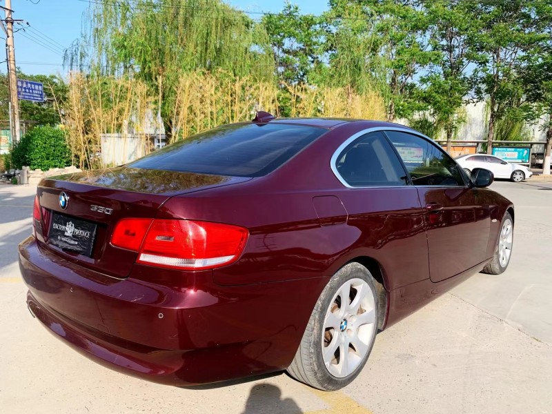 保定10年宝马3系7