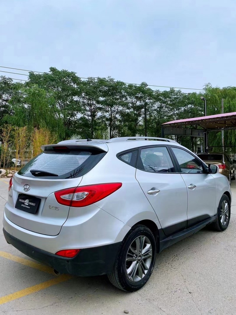 保定17年现代ix351