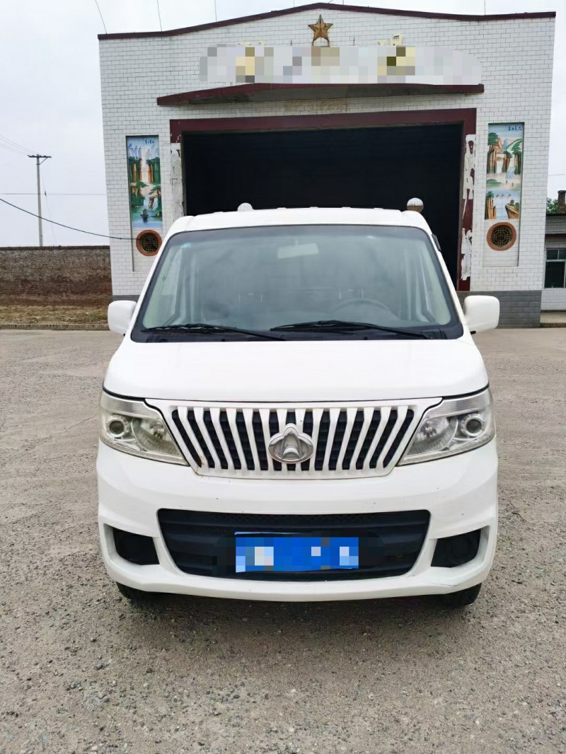 大同20年長安汽車睿行1