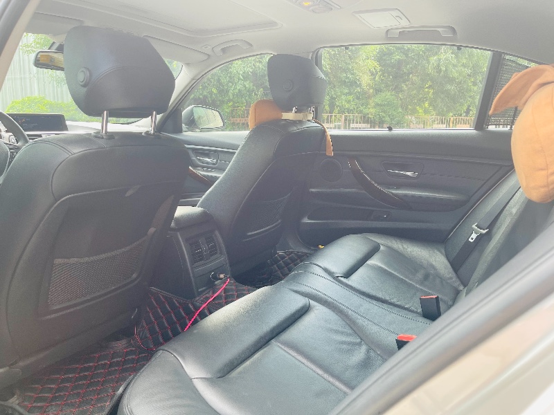 深圳13年宝马3系7