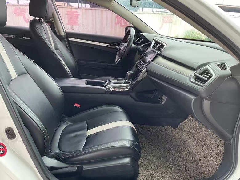 盐城16年本田思域7