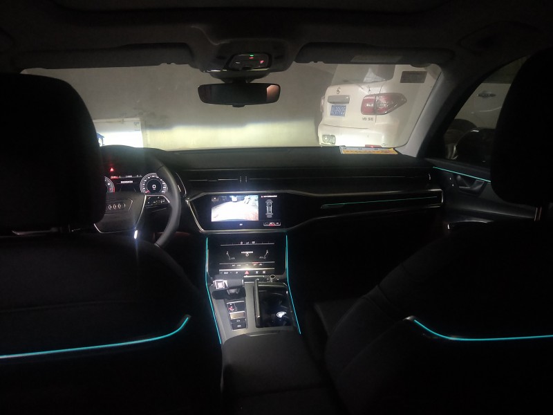 青岛21年奥迪A6L3