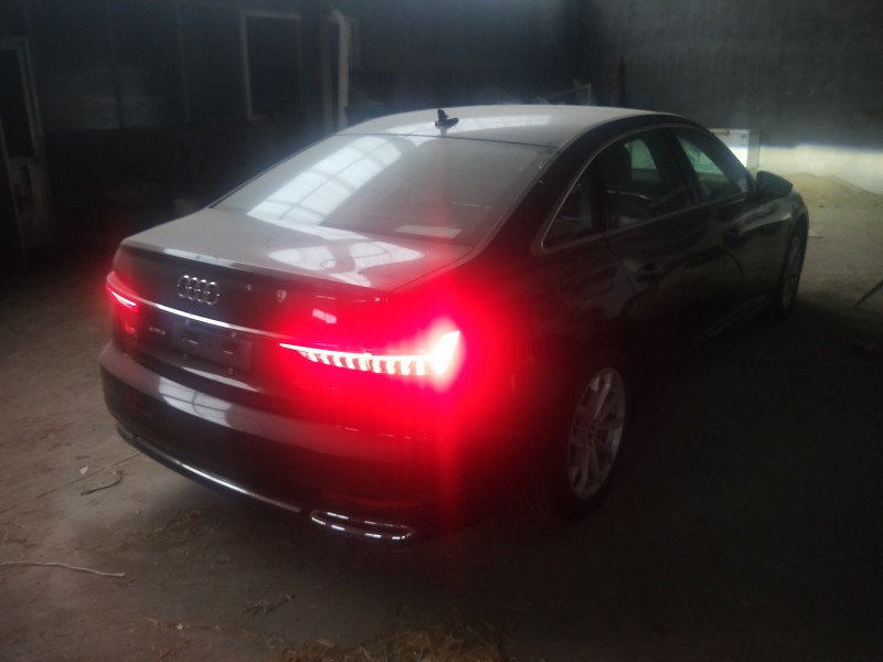 青岛21年奥迪A6L1