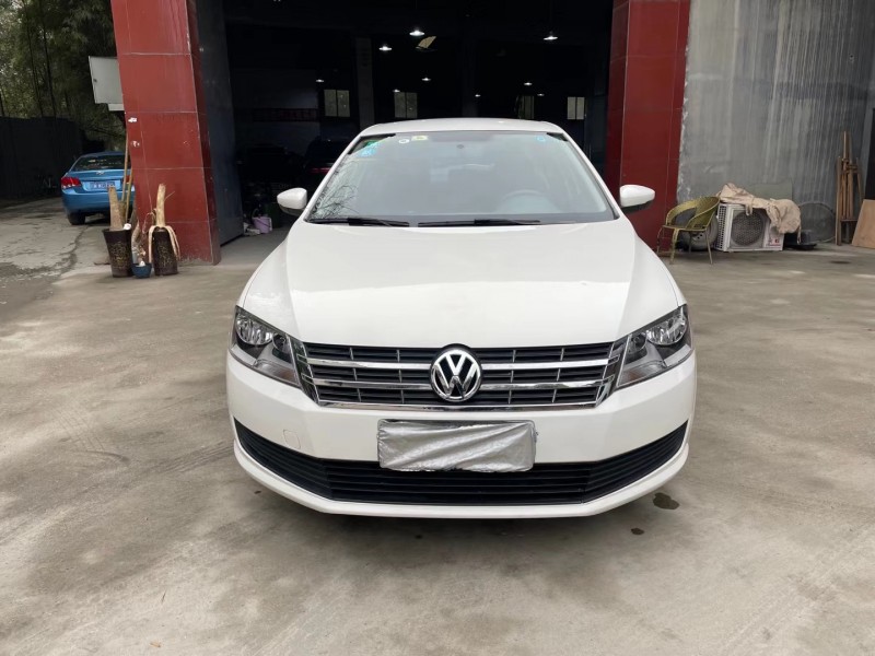 成都17年大众朗逸1