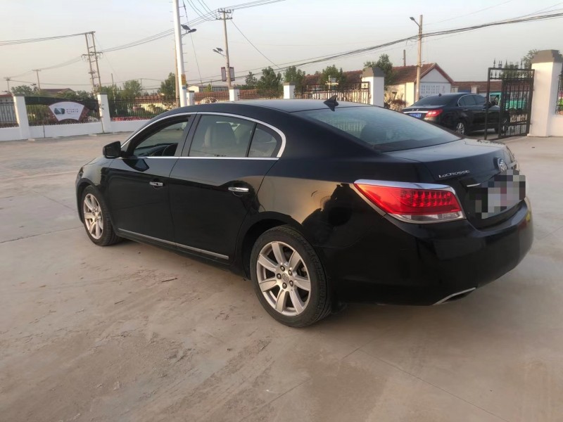 徐州11年别克君越5