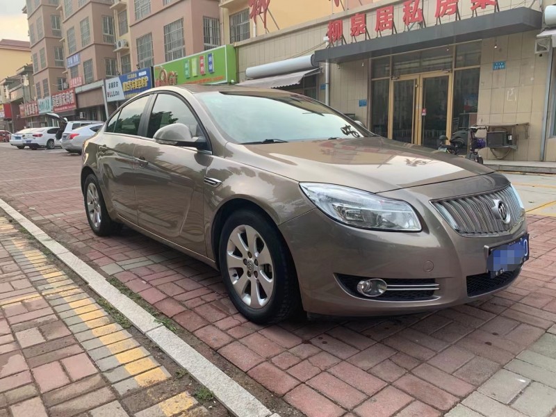 潍坊12年别克君威3