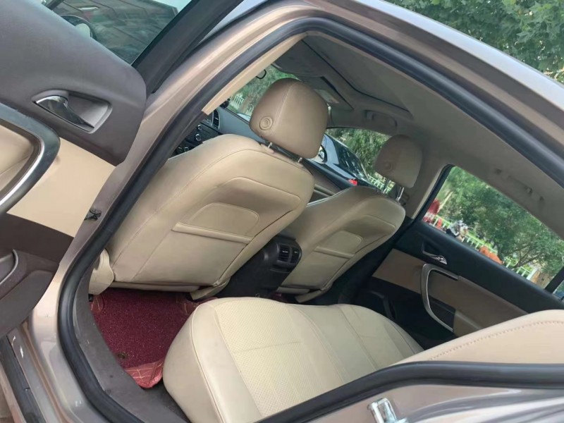 潍坊12年别克君威4