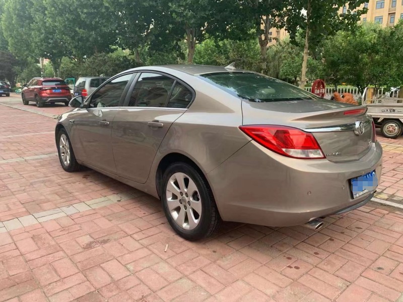 潍坊12年别克君威7