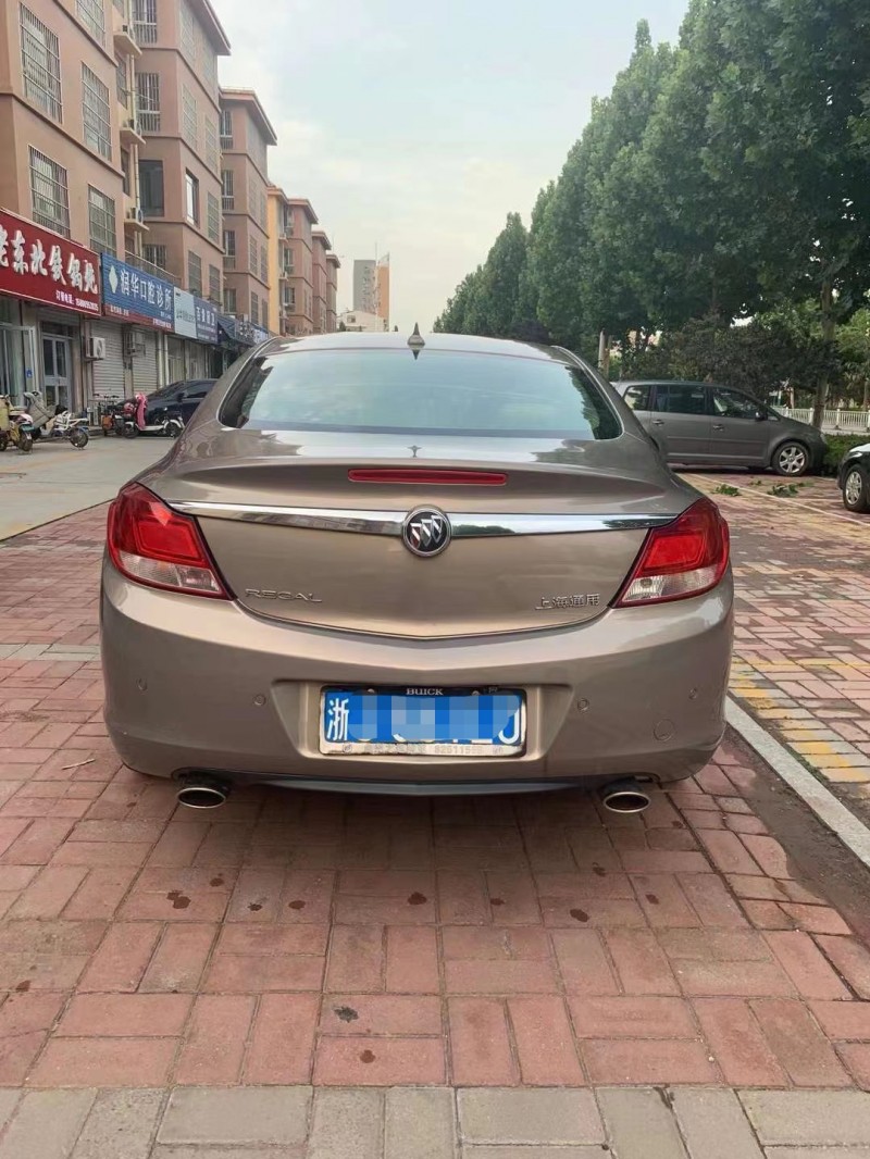 潍坊12年别克君威9