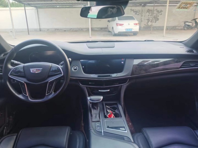 保定17年凯迪拉克CT61