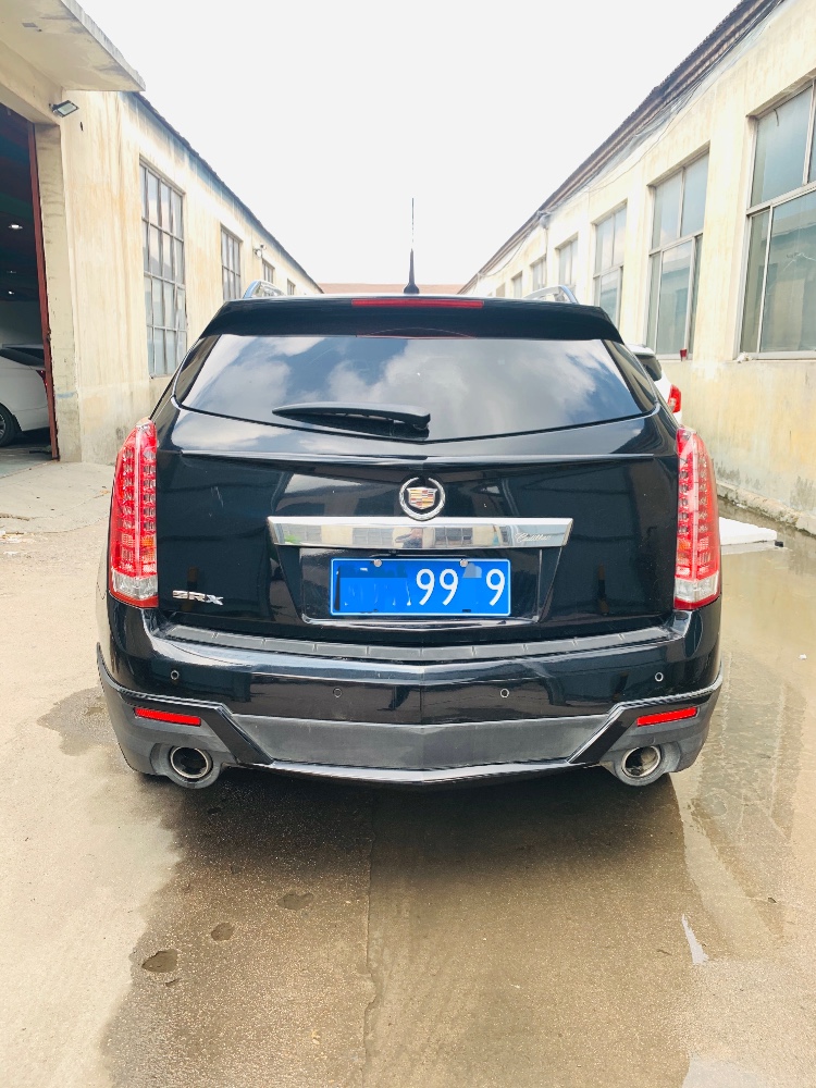 潍坊14年凯迪拉克SRX1