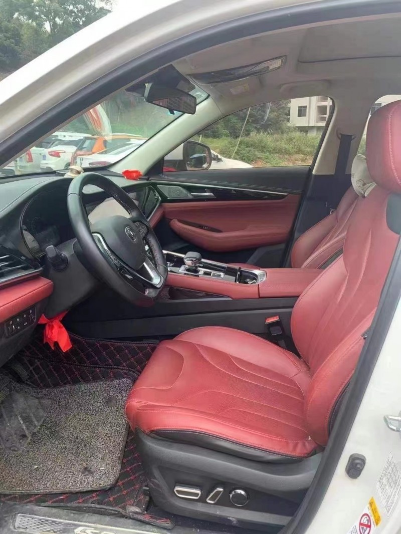 柳州19年長安汽車CS856
