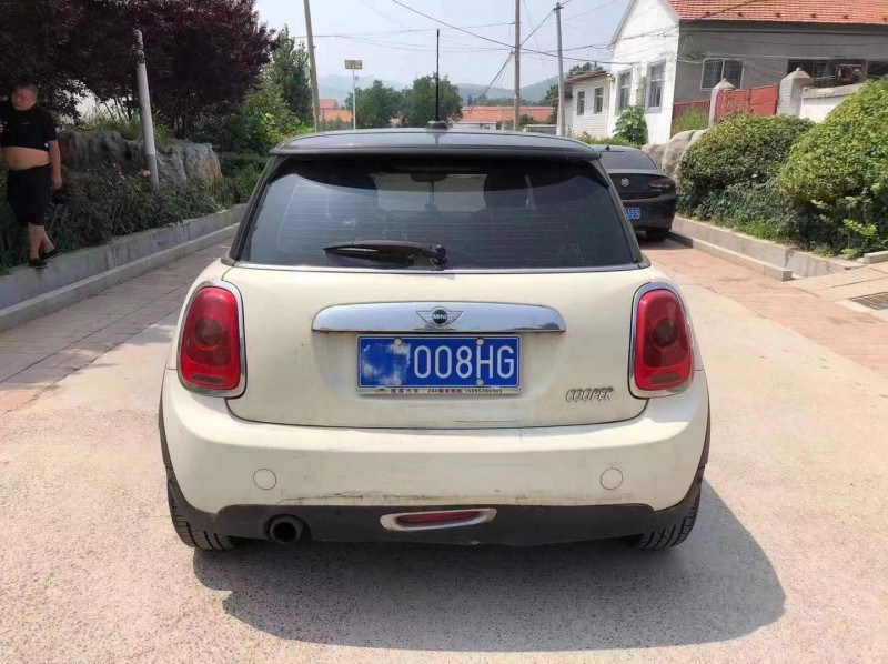 泰安15年寶馬MINI1