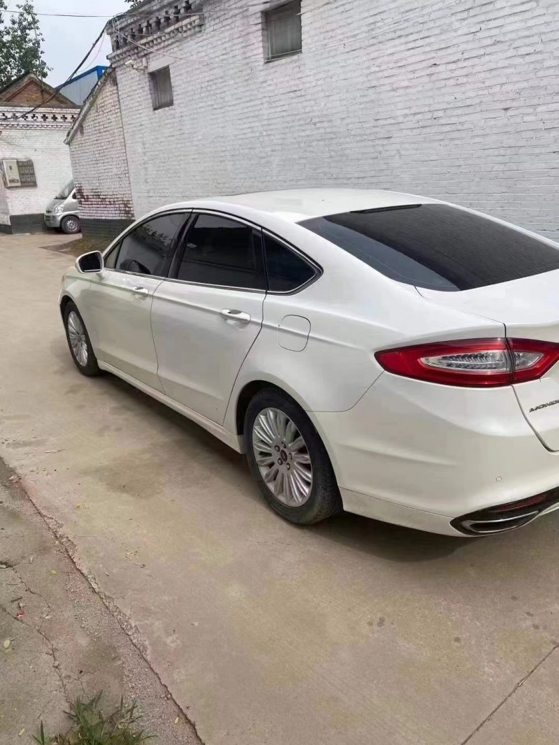 济宁14年福特蒙迪欧6