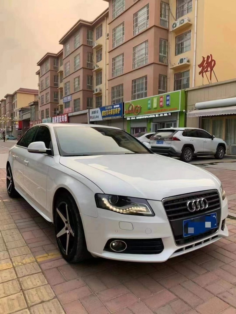萊蕪12年奧迪A4L3