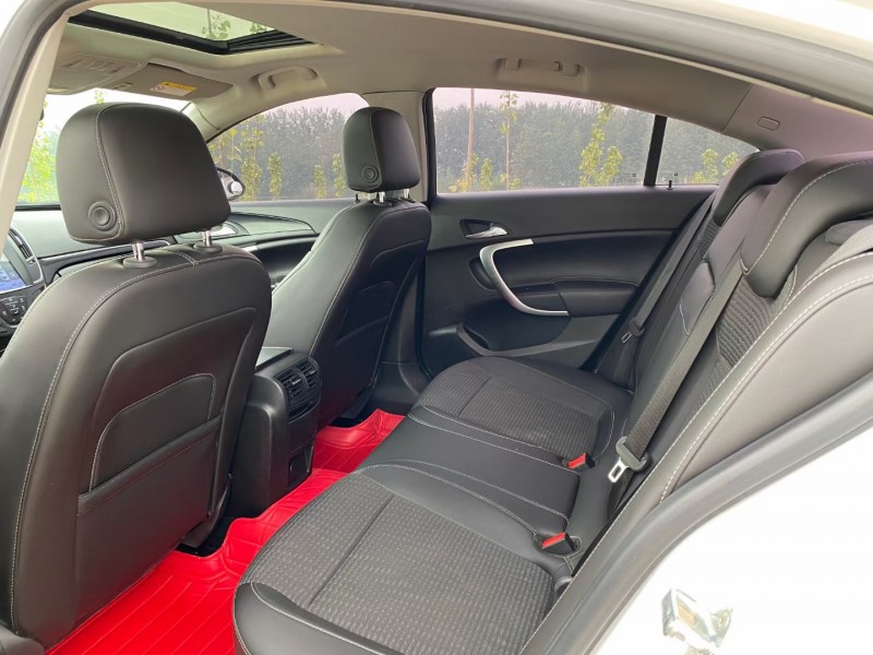 徐州17年别克君威7