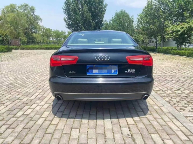 泰安13年奧迪A6L1