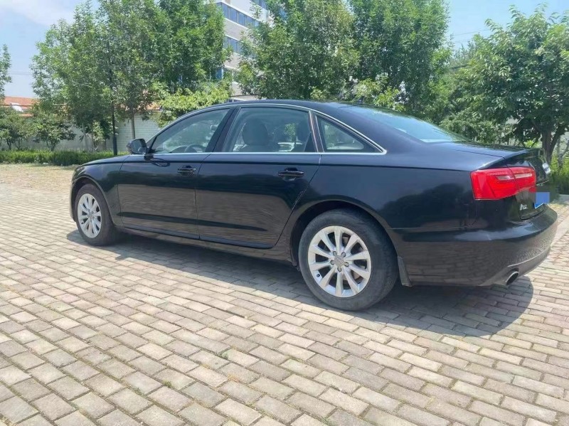 泰安13年奧迪A6L2