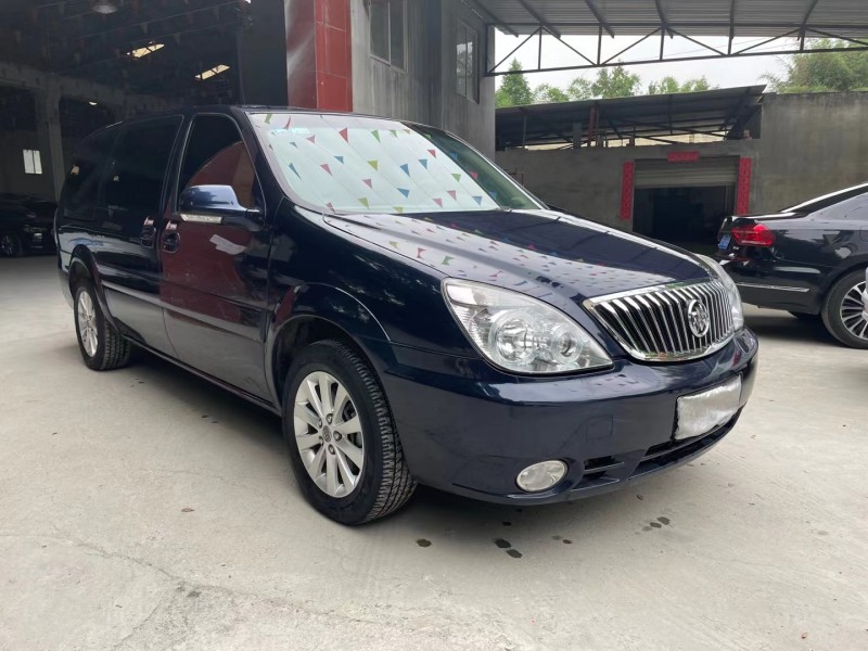 成都16年别克GL88