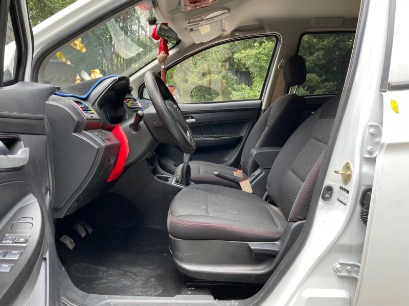 成都19年北汽制造锐铃3