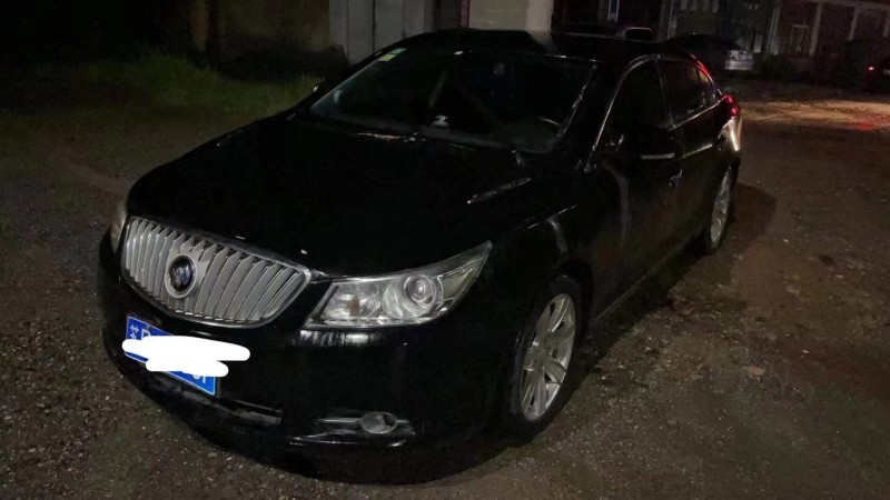 保定10年别克君越3