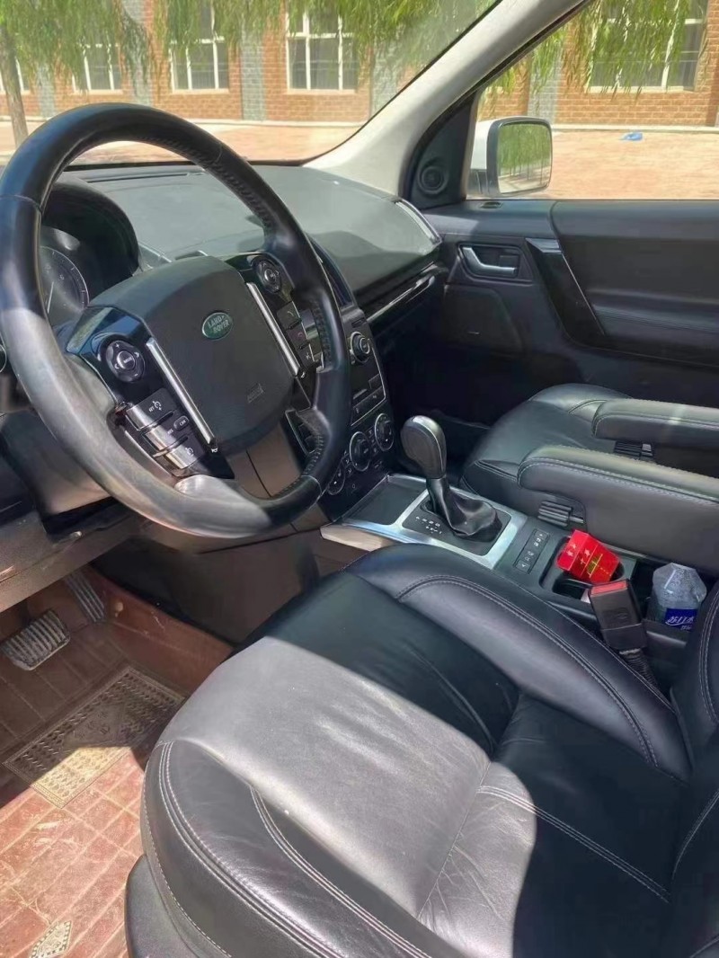 保定14年路虎发现神行4