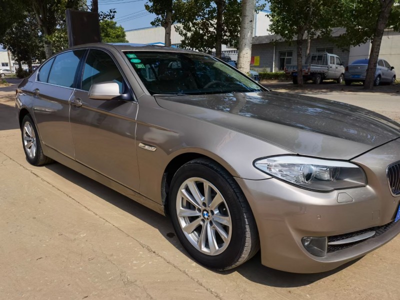 保定11年宝马5系7