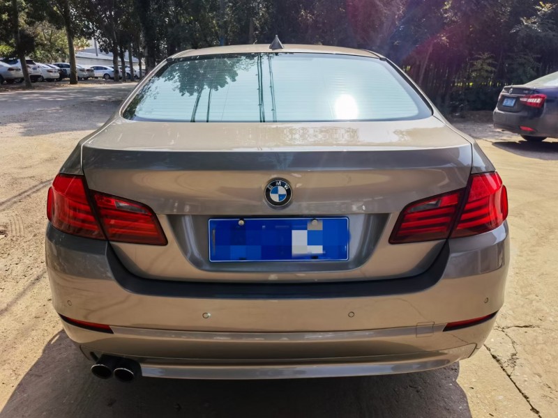 保定11年宝马5系6